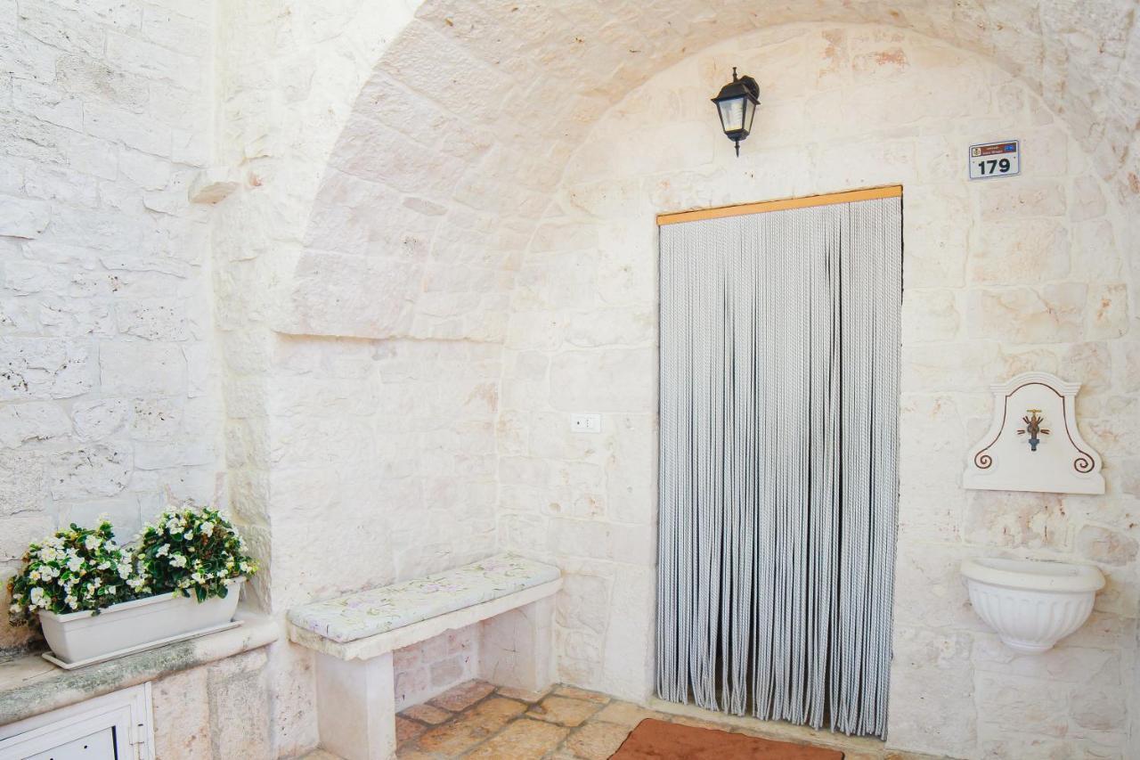 Villa Trulli Borgo Lamie à Locorotondo Extérieur photo